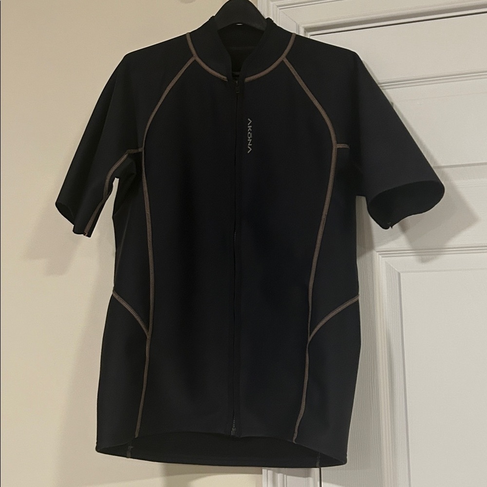 Akona Black Wetsuit Jacket